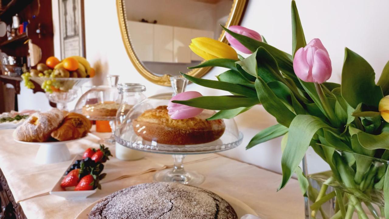 Domus Antiqua Bed & Breakfast 스펠로 외부 사진